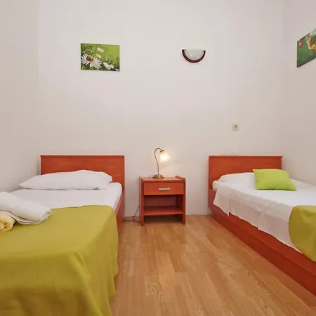 Secret House Vicko
